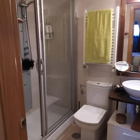 Casa Marzas-el Boj ホームステイ *